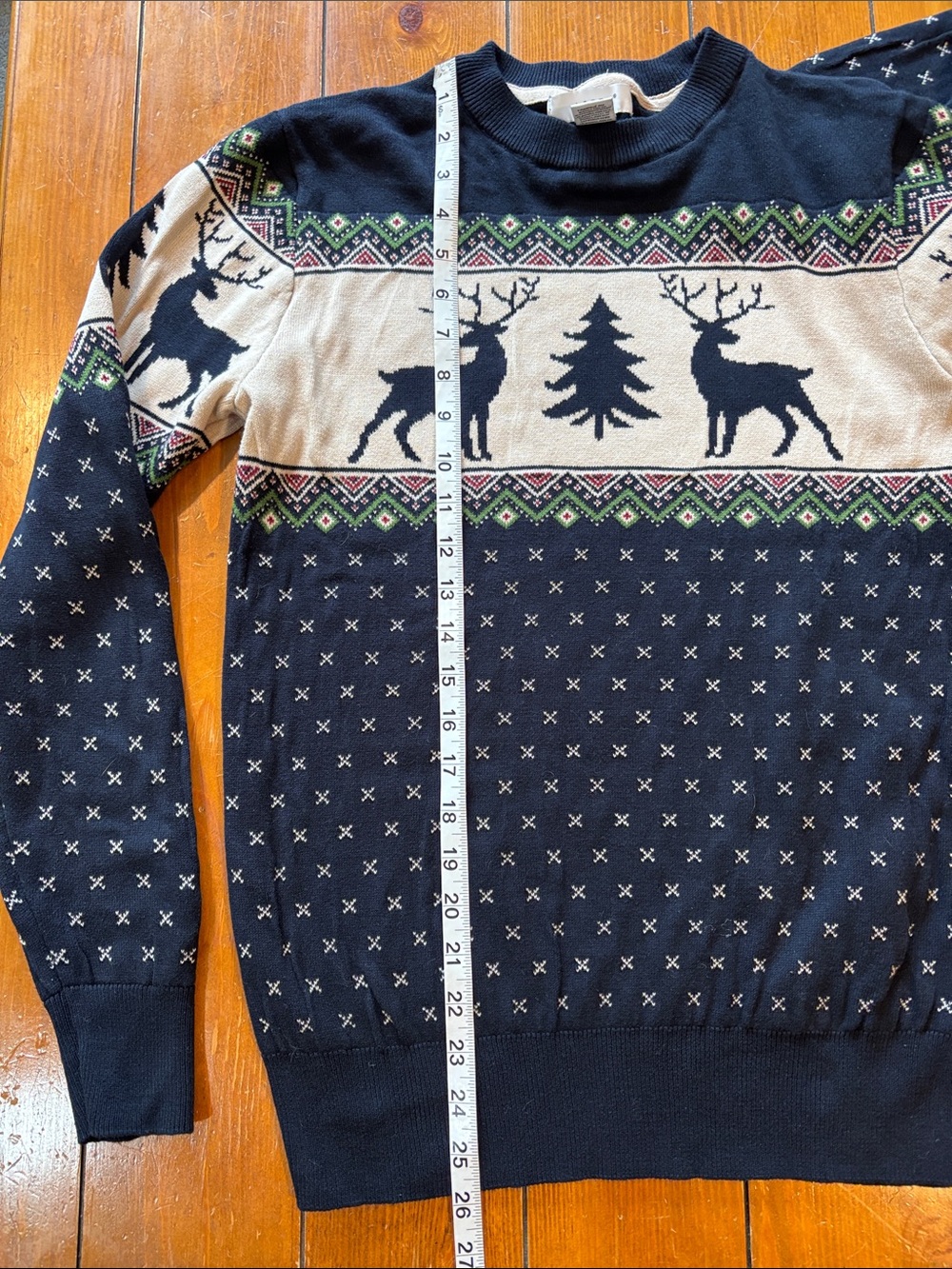 Aspen Navy Fair Isle Reindeer Crewneck Sweater Women’s Size S EUC - Picture 6 of 8